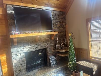 Treeside Winterfest decorations