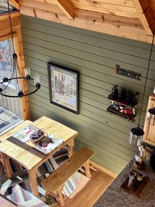 A Walk in the Clouds holiday decorations