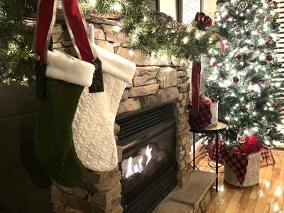 The Playful Bear holiday decorations