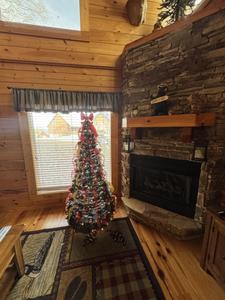 A Stone's Throw Winterfest decorations