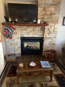 Sunset View Chalet Winterfest decorations