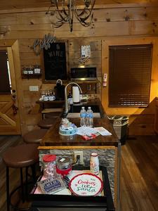 Baby Bear Cabin Winterfest decorations