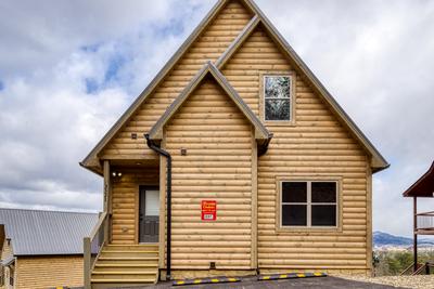 View to a Thrill covered front entrance