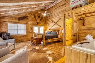 Ole Red upper level bedroom