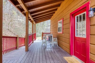Ole Red covered back deck with sitting area