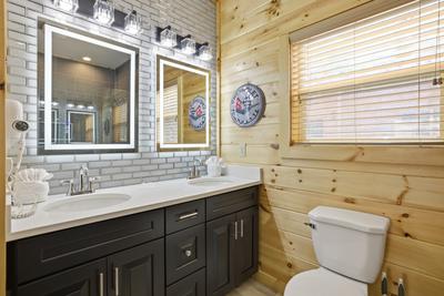 Let The Good Times Roll main level bathroom