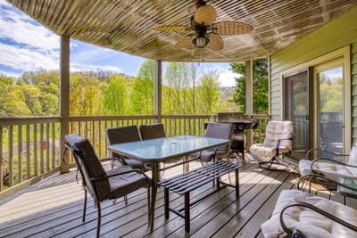 Triple the Mountain View main level deck with sitting area