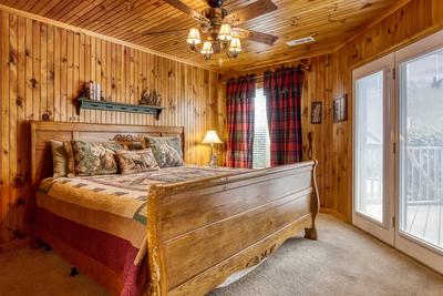 Triple the Mountain View lower level bedroom with deck access