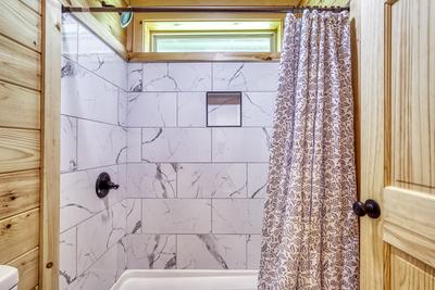 Mountain Memories main level bathroom with walk in shower