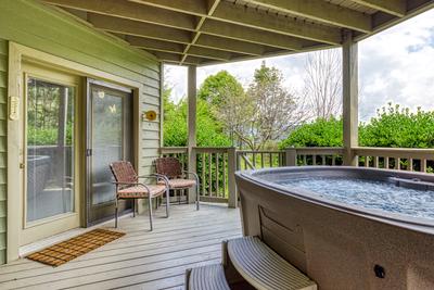 Triple the Mountain View lower level deck with hot tub
