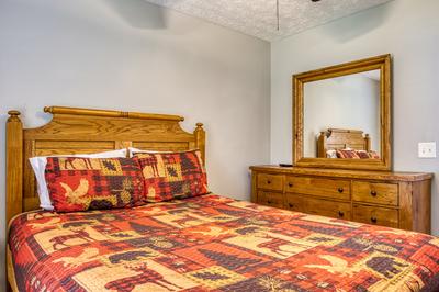 Lee's Creekside bedroom two with queen size bed