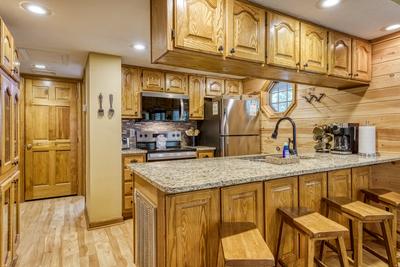 Forest Hollow bar top and fully furnished kitchen