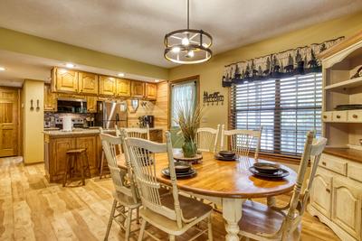 Forest Hollow dining room and fully furnished kitchen