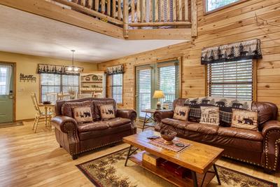 Forest Hollow living room and dining area
