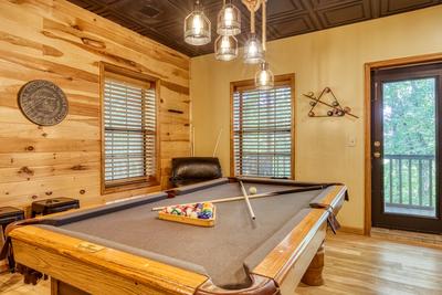Forest Hollow pool table