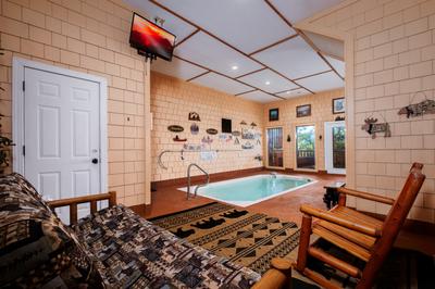 Lower Level Pigeon Forge Cabin Rental Swimming Pool Area