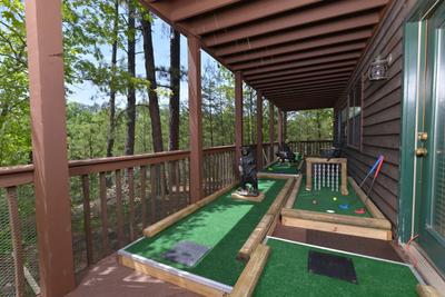 Three Bedroom Chalet Rental-Putt Putt Course