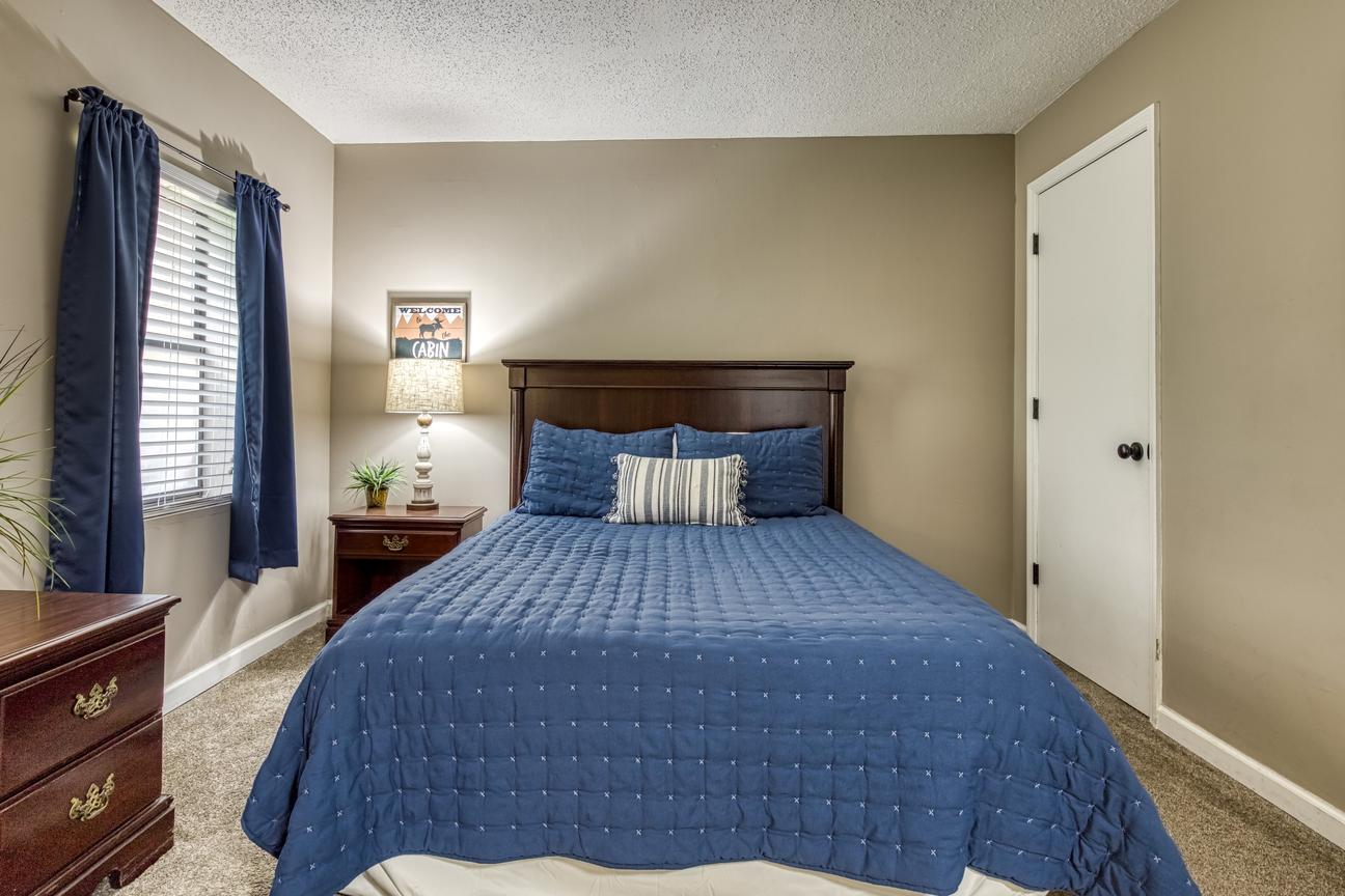 Gatlinburg Village Unit 502