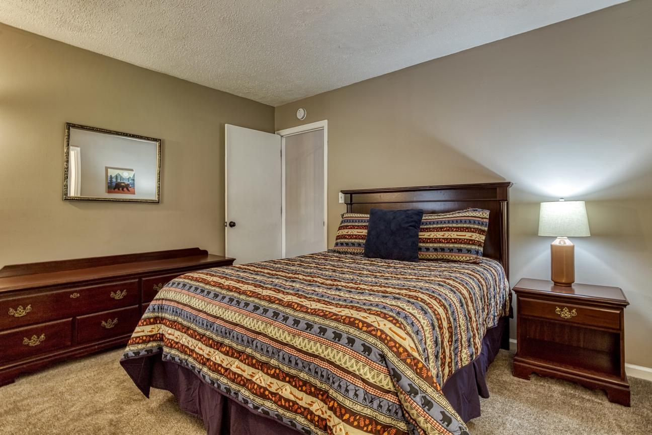 Gatlinburg Village Unit 502