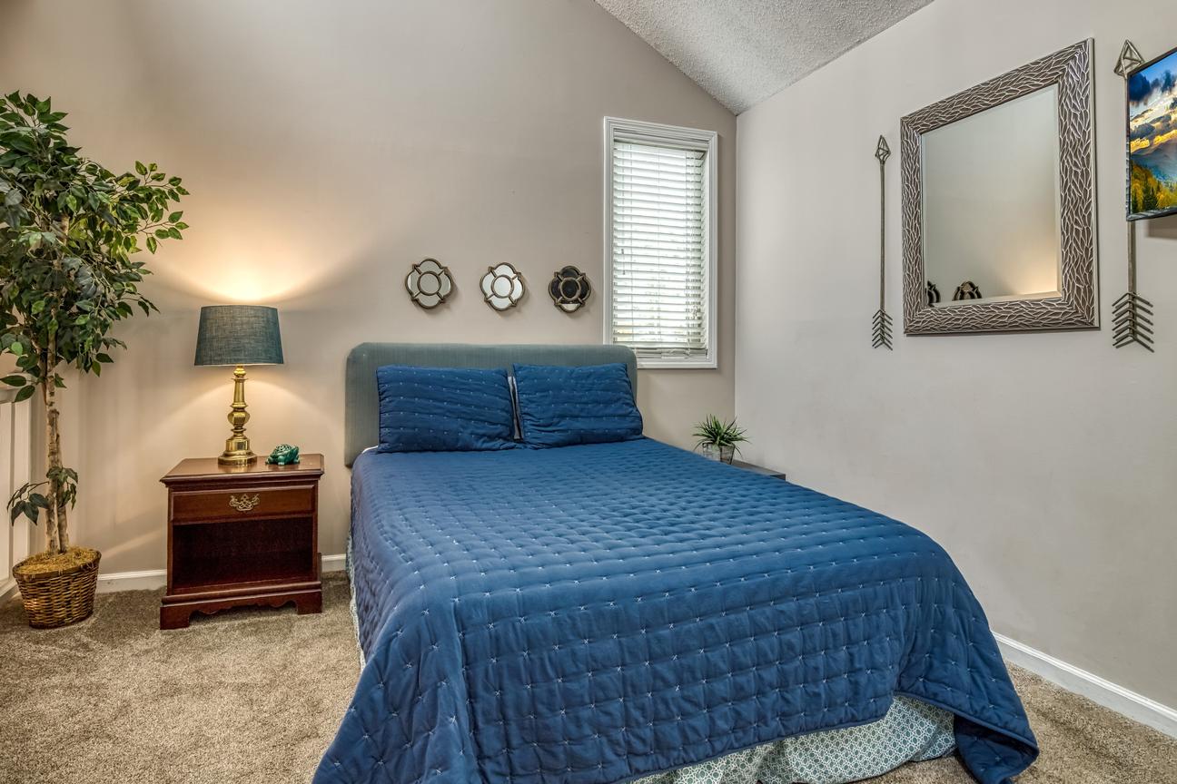 Gatlinburg Village Unit 502