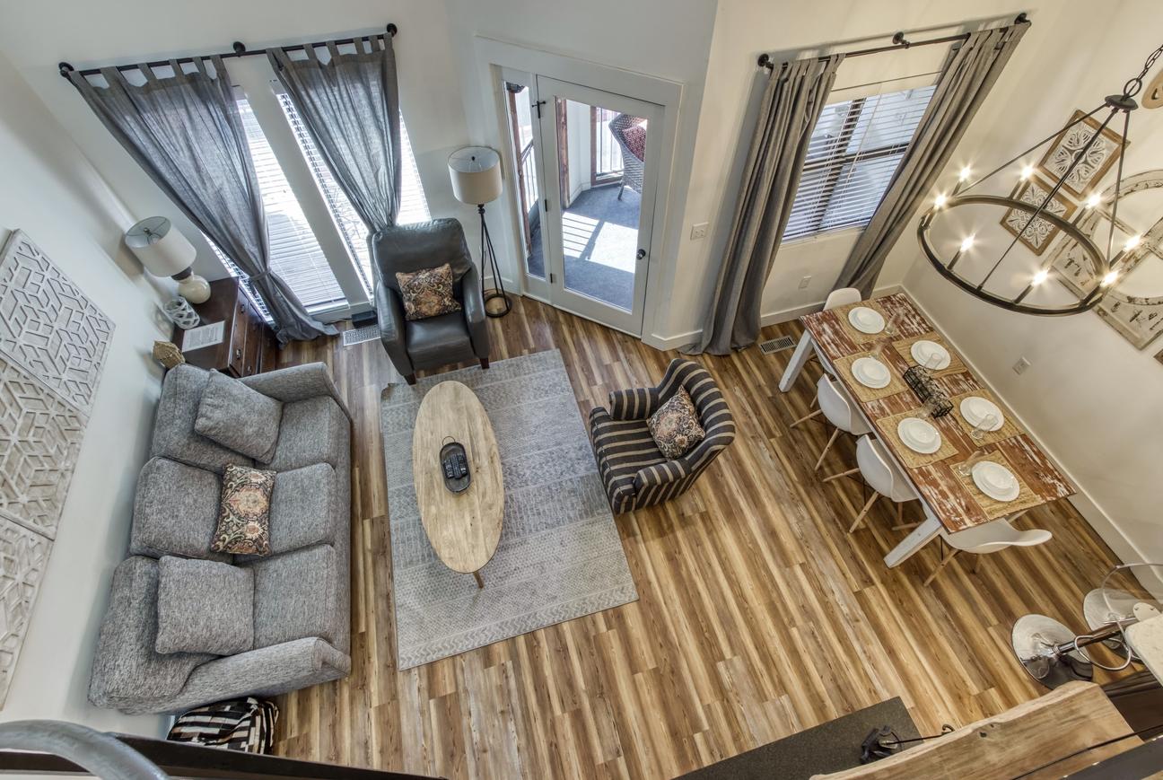 Downtown Creekside III