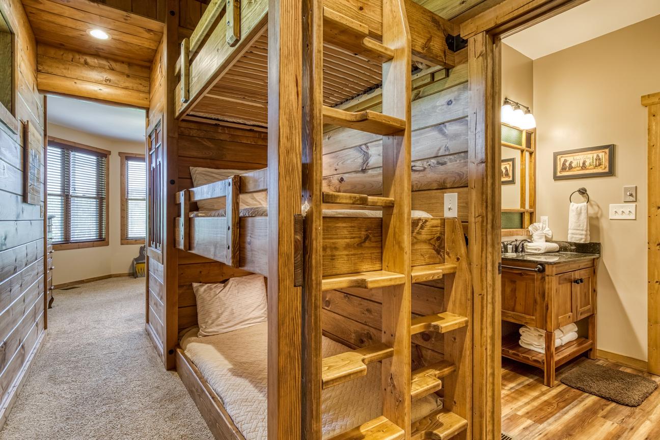 Gatlinburg Village Almost Home