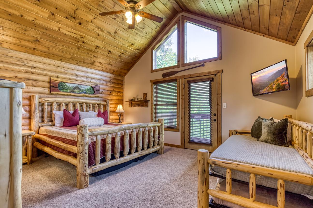 Gatlinburg Village Almost Home