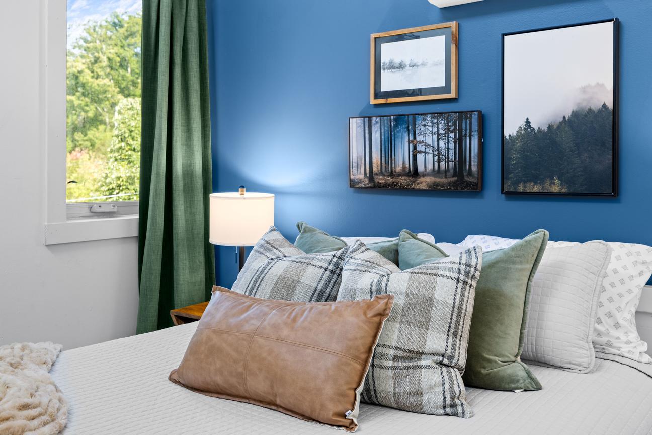 Gatlinburg Village 302