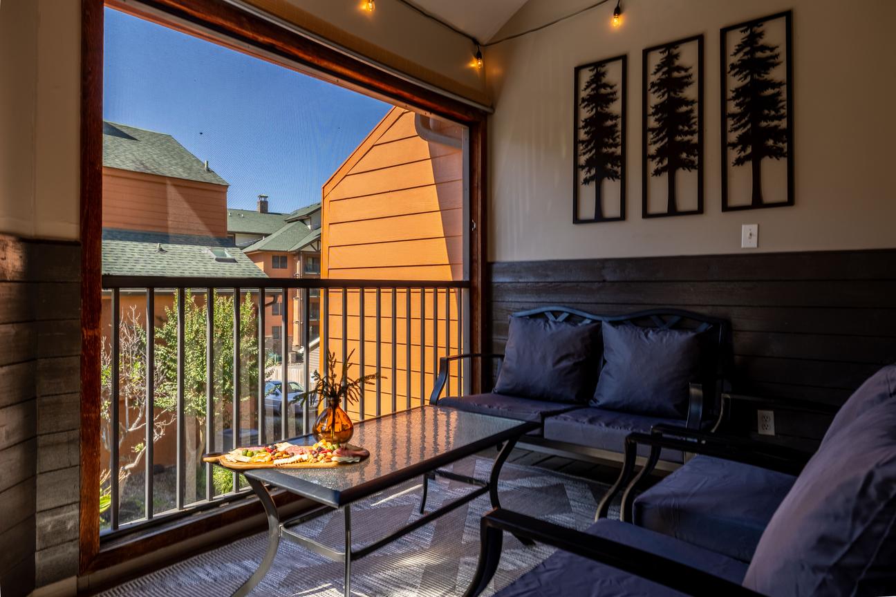 Gatlinburg Village 302