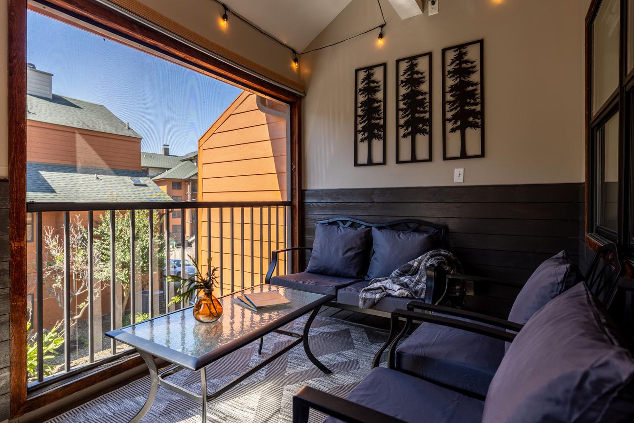 Gatlinburg Village 302