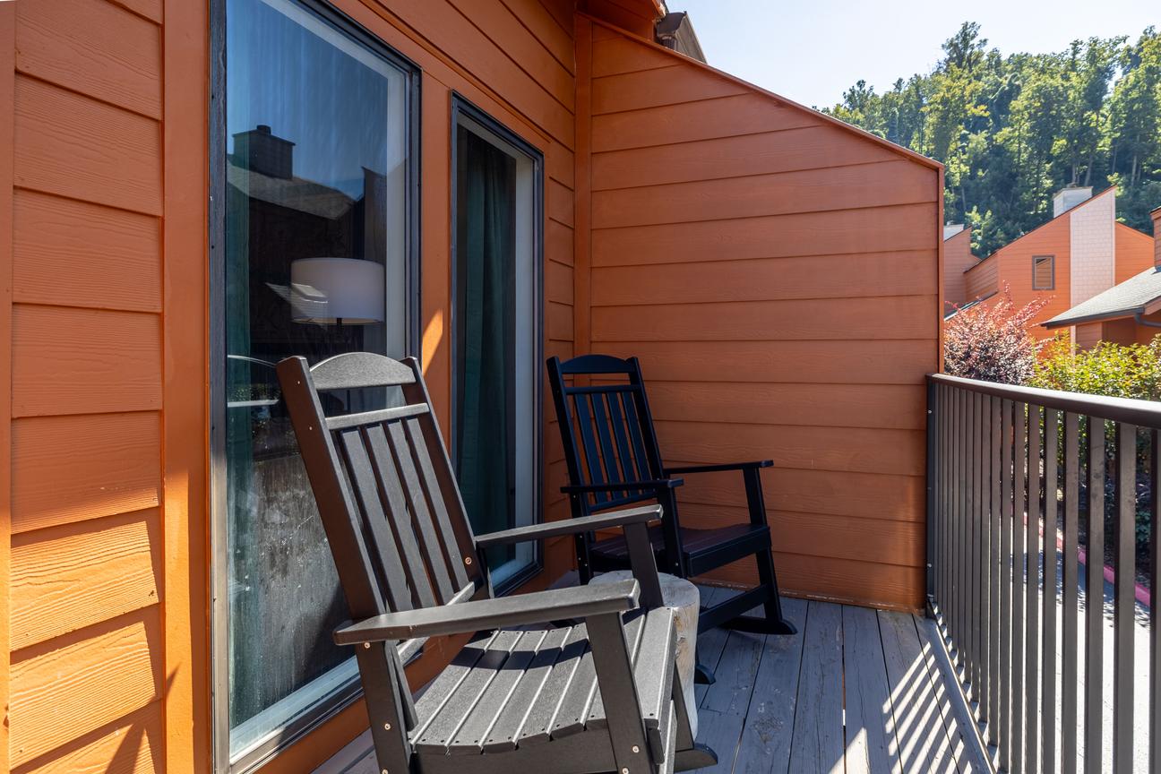 Gatlinburg Village 302