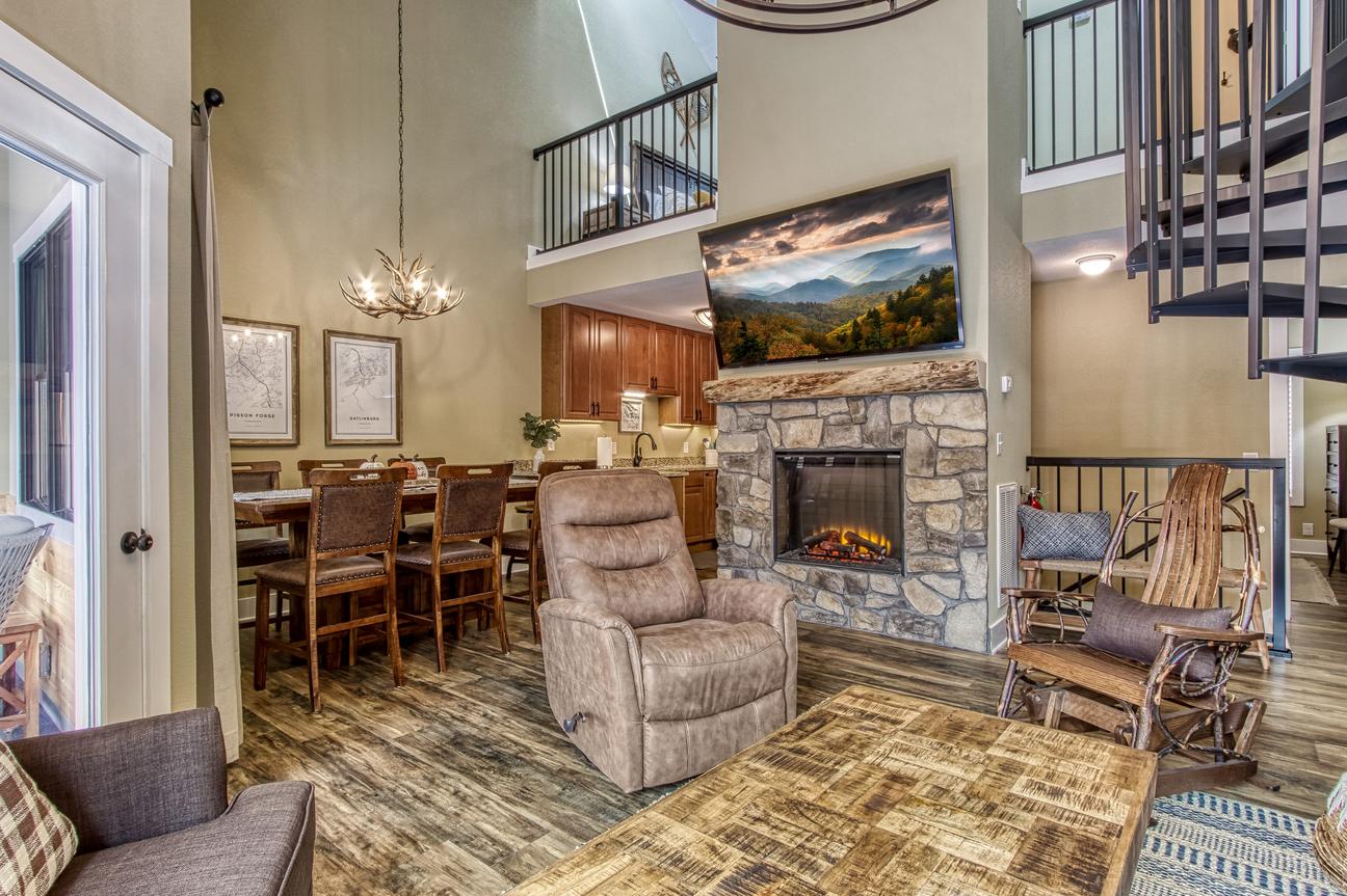 Gatlinburg Village 402