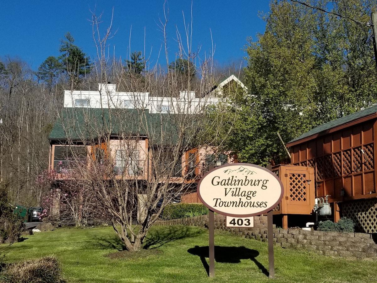 Gatlinburg Village 501