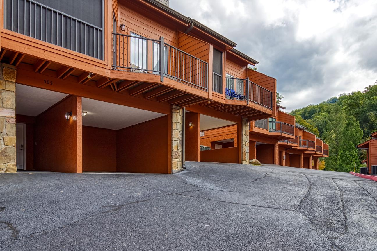 Gatlinburg Village 505