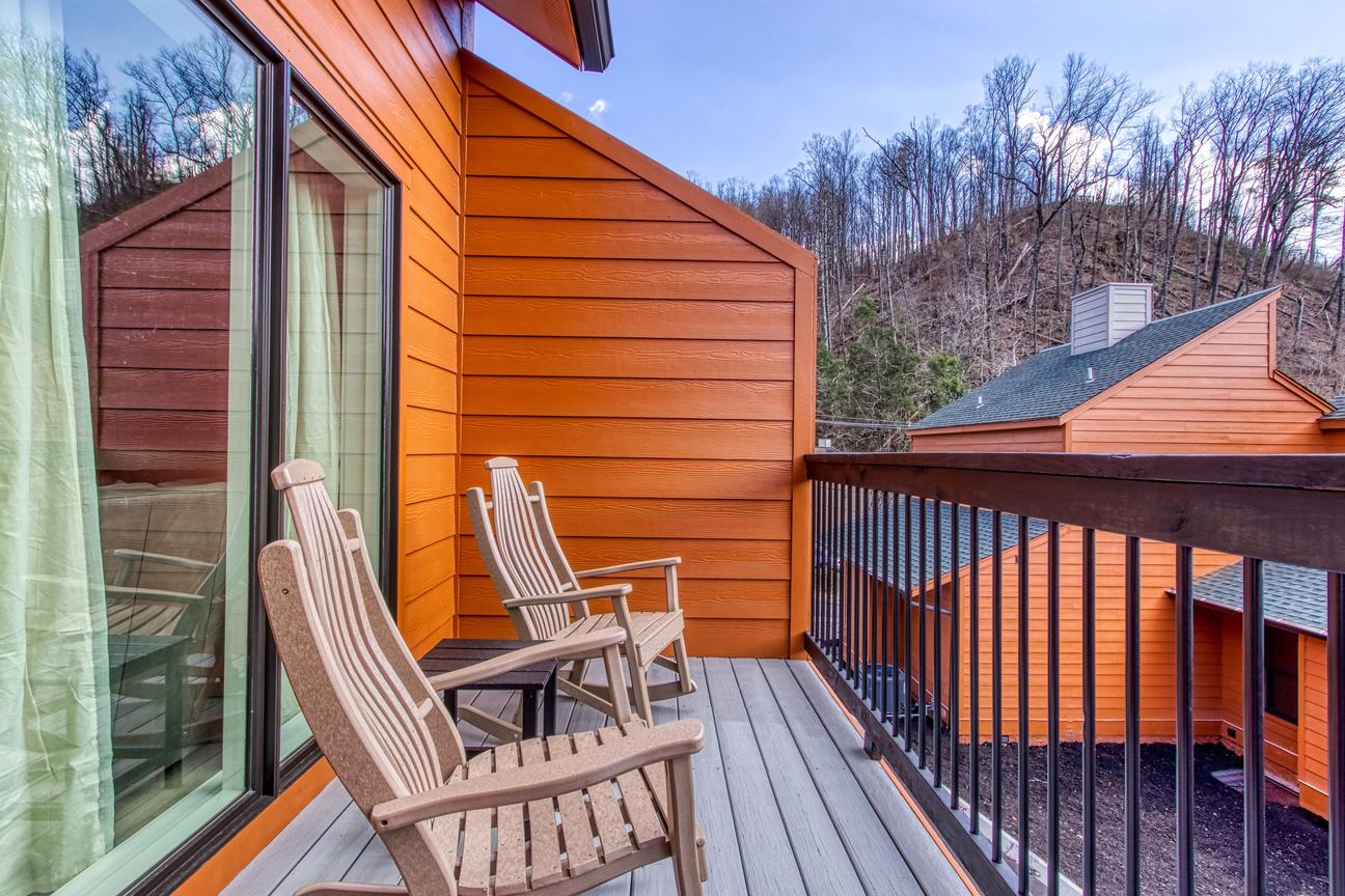 Gatlinburg Village 604