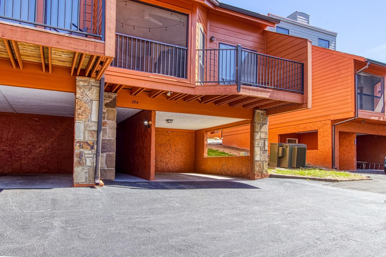Downtown Creekside III