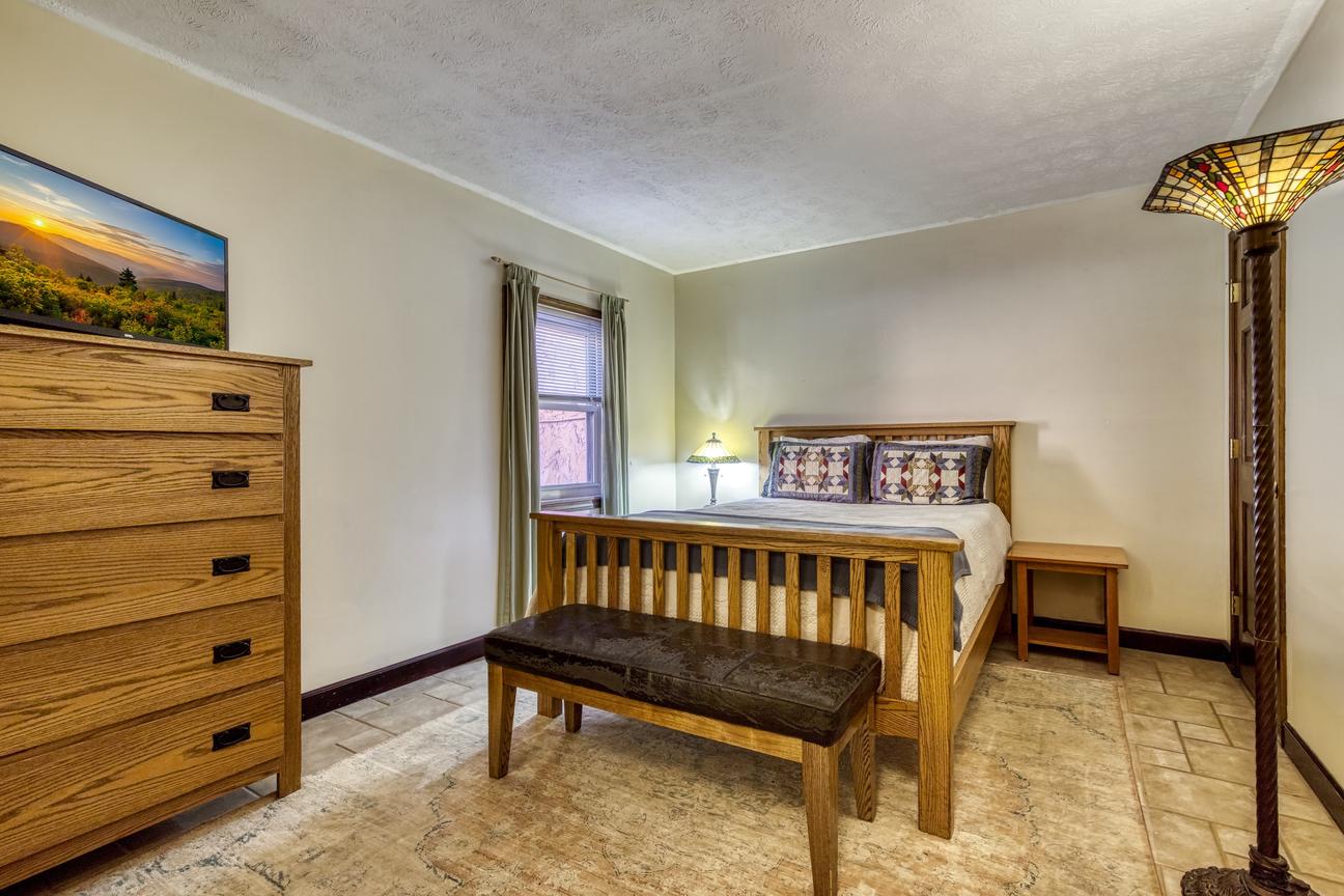 Gatlinburg Village Unit 201