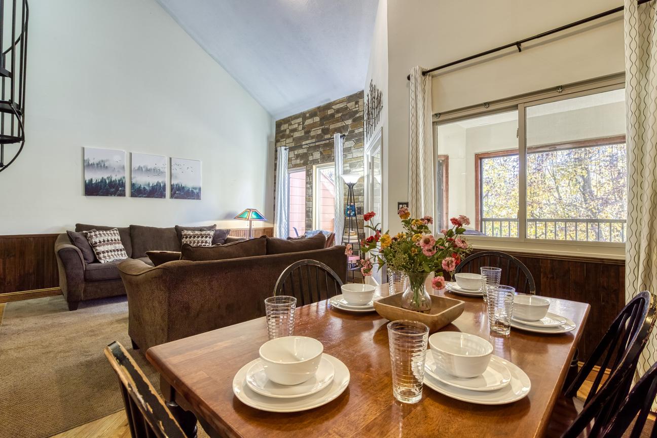 Gatlinburg Village Unit 201