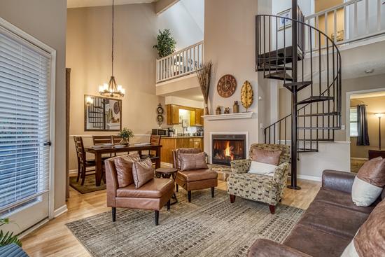 Gatlinburg Village Unit 502
