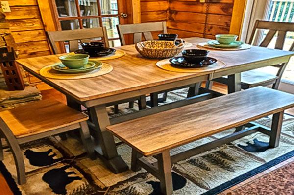 Great Outdoors Cabin Rentals :: Black Bear Bungalow