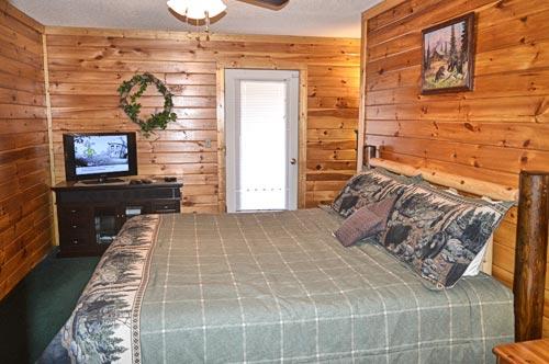 Big Bear Retreat 3 Bedroom Vacation Cabin Rental In Pigeon Forge Tn