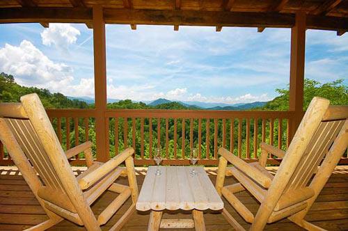 Black Bear Lodge 4 Bedroom Vacation Cabin Rental In Pigeon Forge Tn