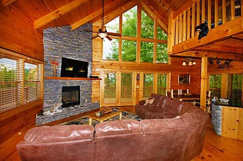 Black Bear Lodge 4 Bedroom Vacation Cabin Rental in Pigeon ...