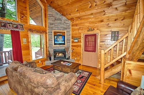 Country Oak 2 Bedroom Vacation Cabin Rental In Pigeon Forge Tn