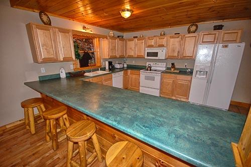 Full Kitchen