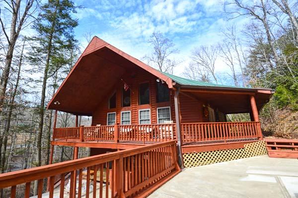 Great Outdoors Cabin Rentals Hickory Hollow Hideaway