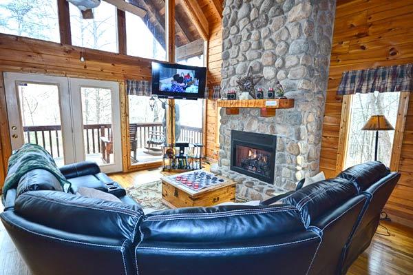 Big Bear Retreat 3 Bedroom Vacation Cabin Rental In Pigeon Forge Tn