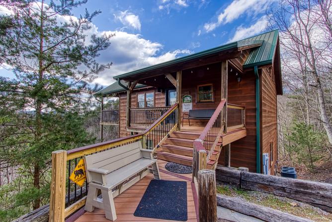 RYLAND'S RIDGE Cabin Rental