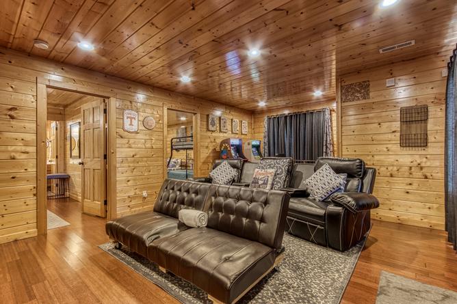 RYLAND'S RIDGE Cabin Rental