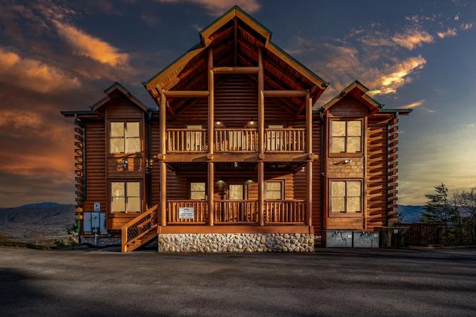 AWESOME VIEW LODGE Cabin Rental AWESOME VIEW LODGE Cabin Rental